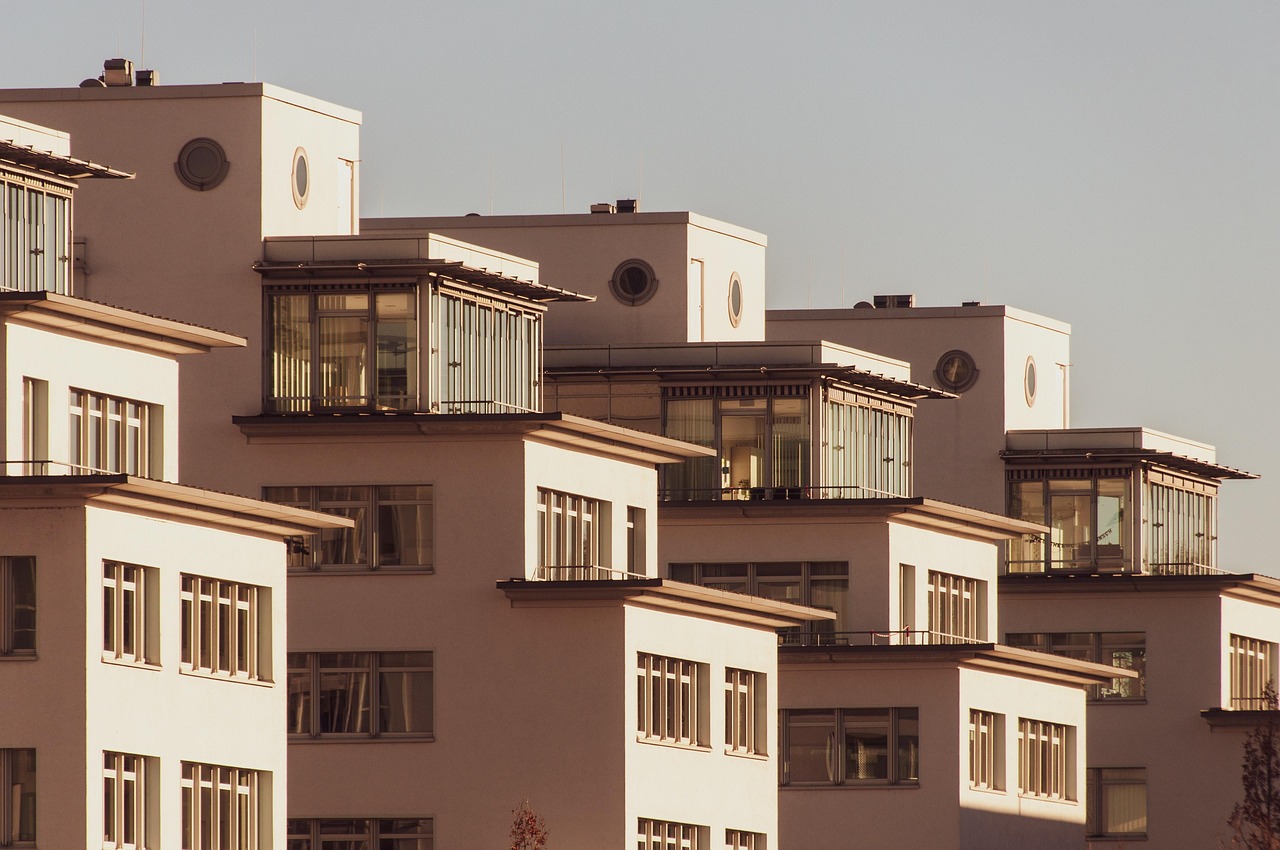 découvrez le marché de l'immobilier : tendances, conseils pour acheter ou vendre, informations sur les prix et astuces pour réussir votre projet immobilier.