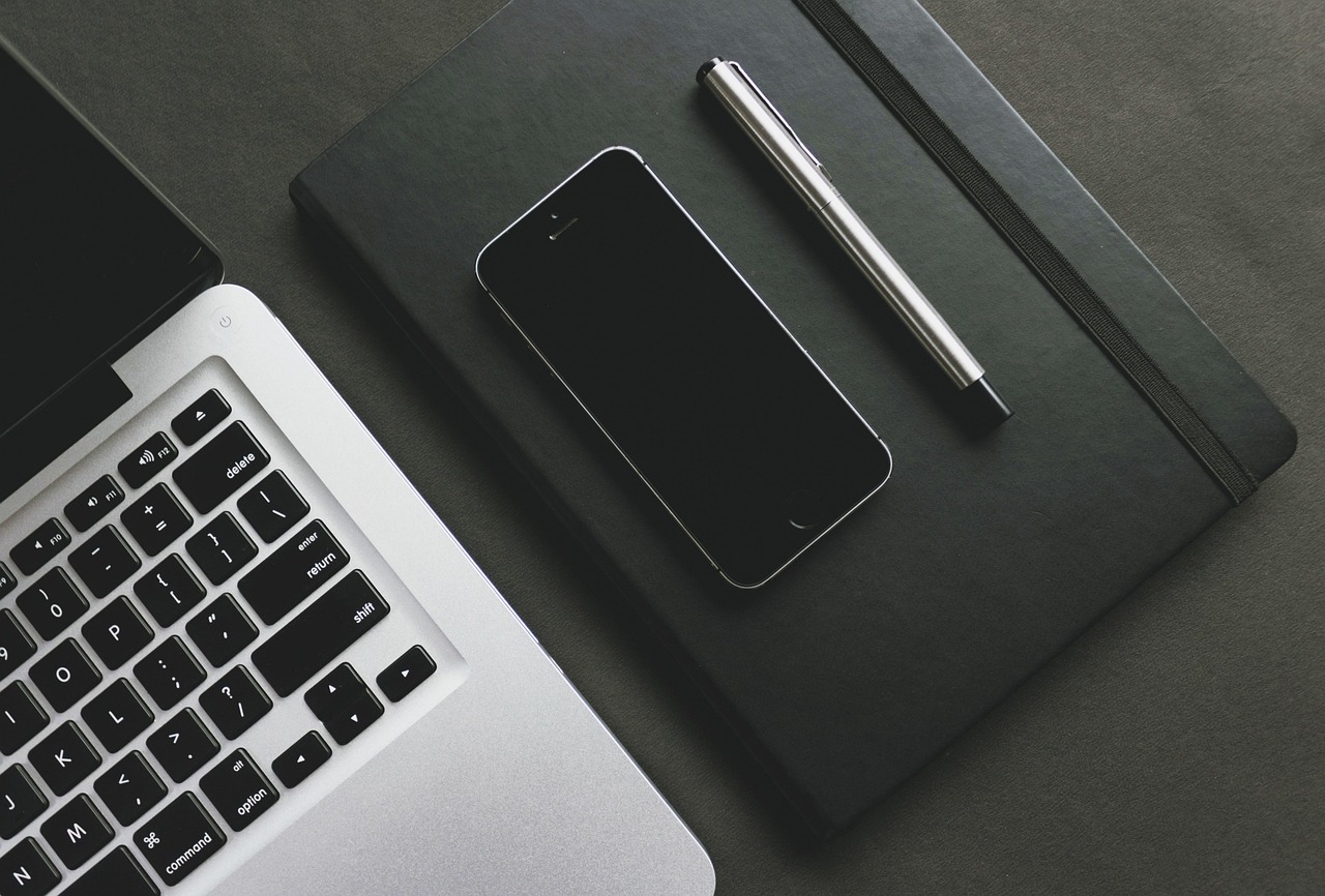 découvrez comment optimiser le recrutement tech et attirer les meilleurs talents du secteur numérique grâce à des stratégies innovantes et des conseils d’experts en ressources humaines.